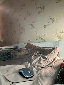 Naughtbaby_2025: απευθείας συνομιλία ΧΧΧ