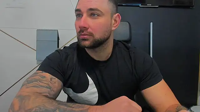 DuncanStone's Live XXX Chat