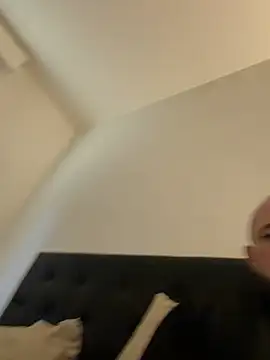 Guitccch – Naživo XXX chat