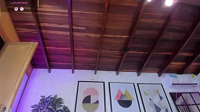 MiaKay1: απευθείας συνομιλία ΧΧΧ