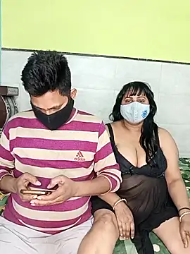 Doly_Bhabhi: διαδικτυακό σόου στην κάμερα