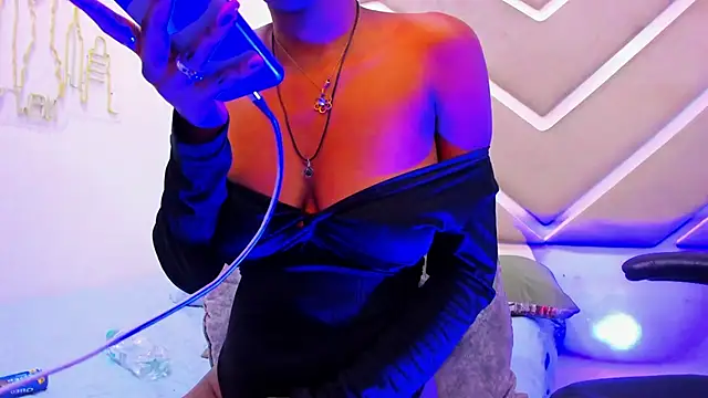 SabrinaBrownn: απευθείας συνομιλία ΧΧΧ