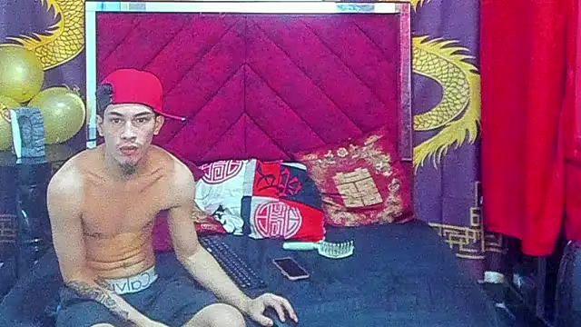 Pride_couple 即時 XXX 聊天