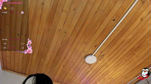 cristal__hot_1 即時 XXX 聊天