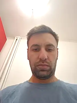 vali23 – webcam-show