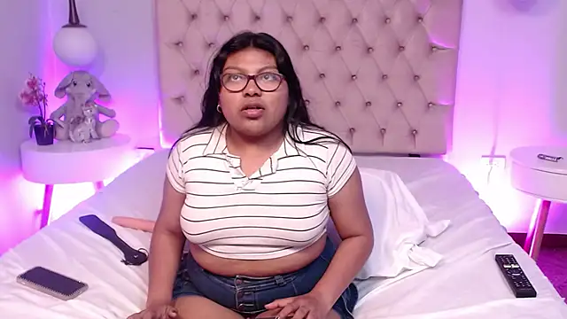 Kiri_Black_'s Live XXX Chat