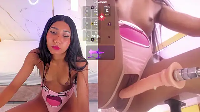 Chat XXX en directo de CandyRouse__