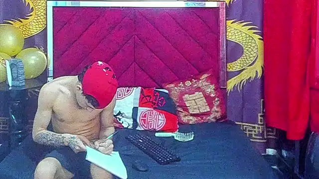 แชท XXX สดของ Pride_couple