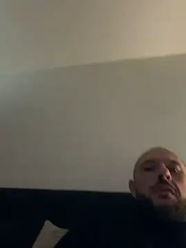 Guitccch's Webcam Show