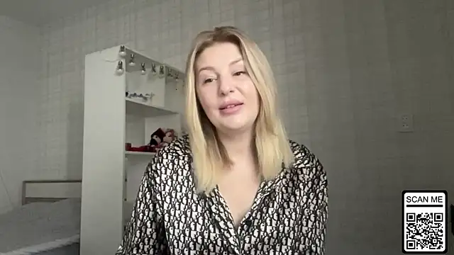 Blondie_xoxoxo's Webcam Show