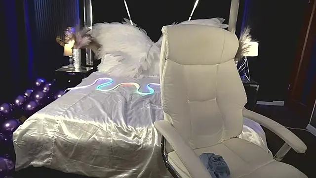 MiaRedFox 即時 XXX 聊天