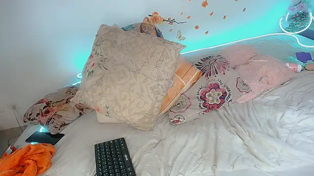 Khelany: απευθείας συνομιλία ΧΧΧ