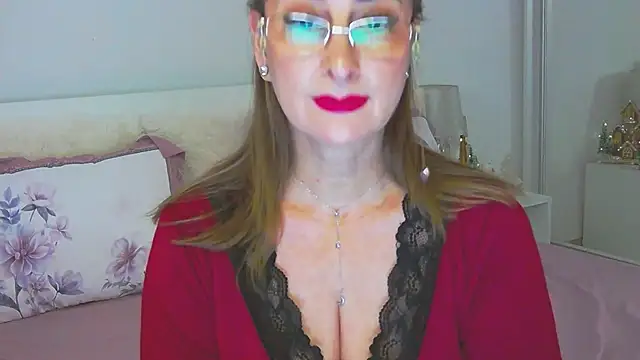 Tyana40's Live XXX Chat