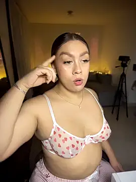 Im_sophiie: απευθείας συνομιλία ΧΧΧ