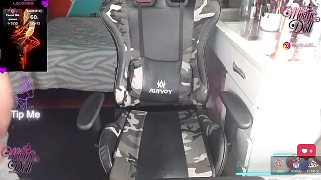 Chat XXX en directo de Mysticdooll69