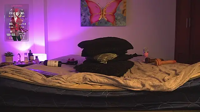 noah_0814's Live XXX Chat