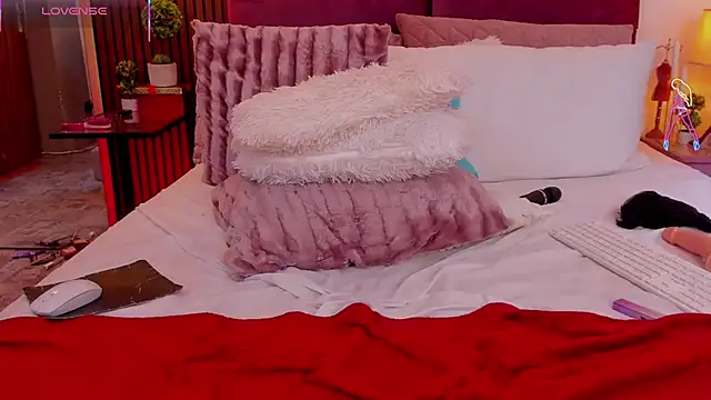 VanessaAngel: онлайн-секс-чат