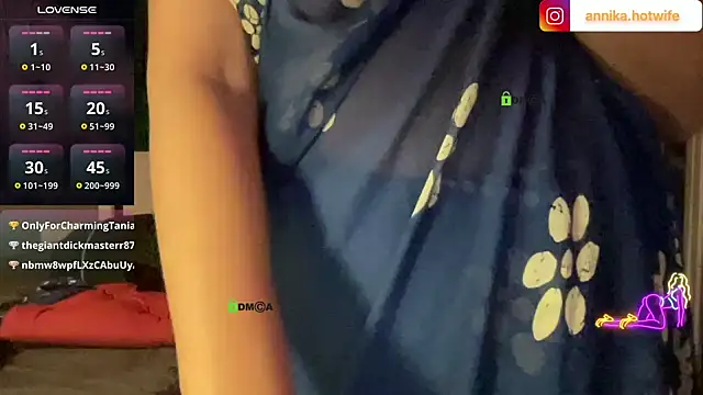 CharmingTania: онлайн-секс-чат