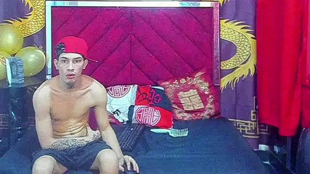 Pride_couple: απευθείας συνομιλία ΧΧΧ