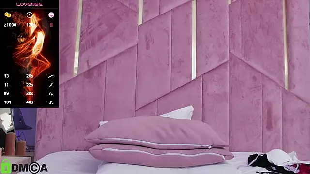 دردشة SelenaDaze الجنسية المباشرة