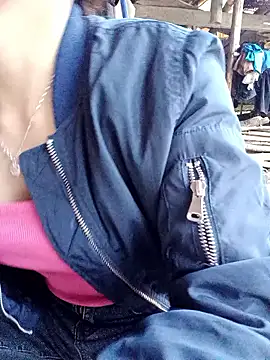 nhinhi-sexy's Live XXX Chat