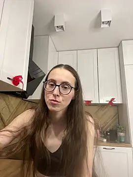 MartiniiSelenna's Live XXX Chat