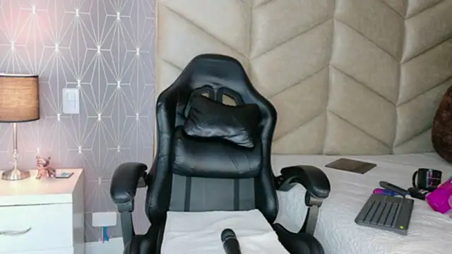 samiradoll: онлайн-секс-чат