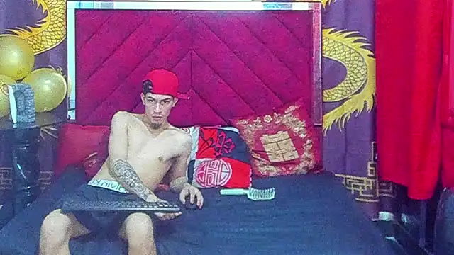 Pride_couple: онлайн-секс-чат