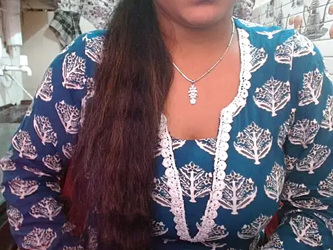 XXX chat uživo modela LovingPihu