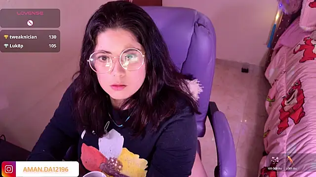 Azamy-12's Live XXX Chat