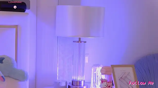 DorisHell Chat XXX live