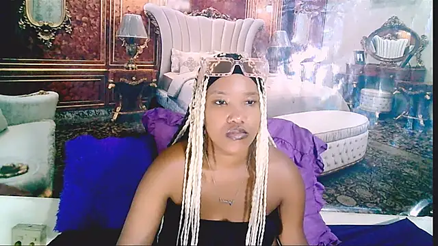 EroticSexyPrada's Live XXX Chat