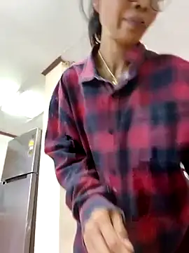 Mama_Eva_1 élő XXX-chatje