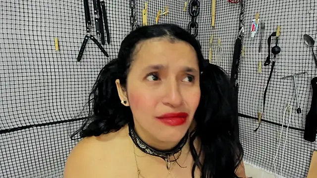 BDSM_MEDUZAのライブXXXチャット