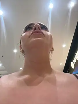 KiraSunshine Chat XXX live