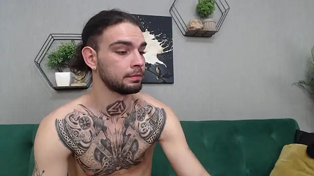 KaneHunter's Live XXX Chat