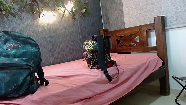 lucy_sluppy_hard's Live XXX Chat