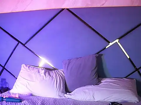 _mia_rossi's Live XXX Chat