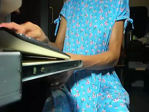 Онлайн чат XXX Angelchezcka