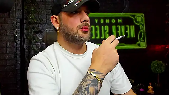 LexHardy: απευθείας συνομιλία ΧΧΧ