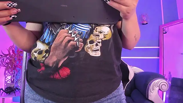 TaraTaylorr Live XXX-chat