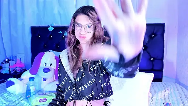 Sofiia_cute_'s Live XXX Chat