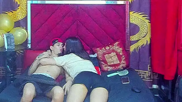 Pride_couple's Webcam Show