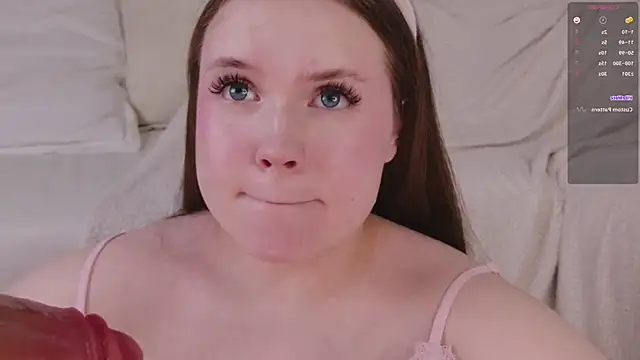 دردشة SunnyRisha الجنسية المباشرة