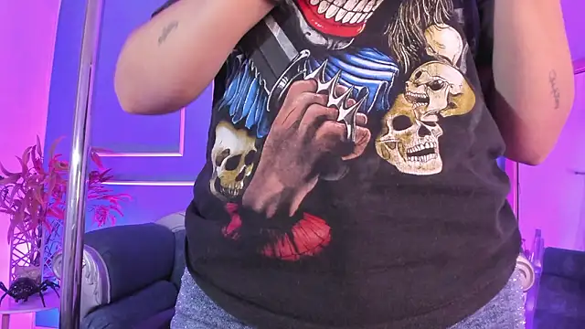 دردشة TaraTaylorr الجنسية المباشرة