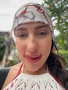 Chat +18 de AleksandraRich ao vivo