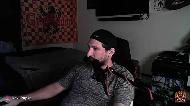 Chat XXX ao vivo de DevilPup75_