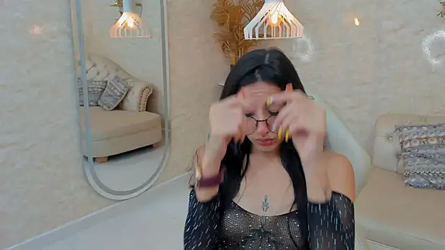 Chat +18 de ValerySkinnyy ao vivo