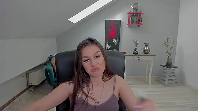 LouannaHartn Live XXX chat