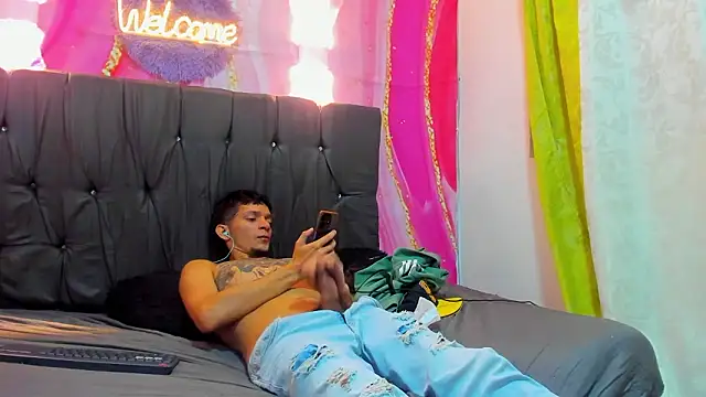 Straight_Guy22 Chat XXX live